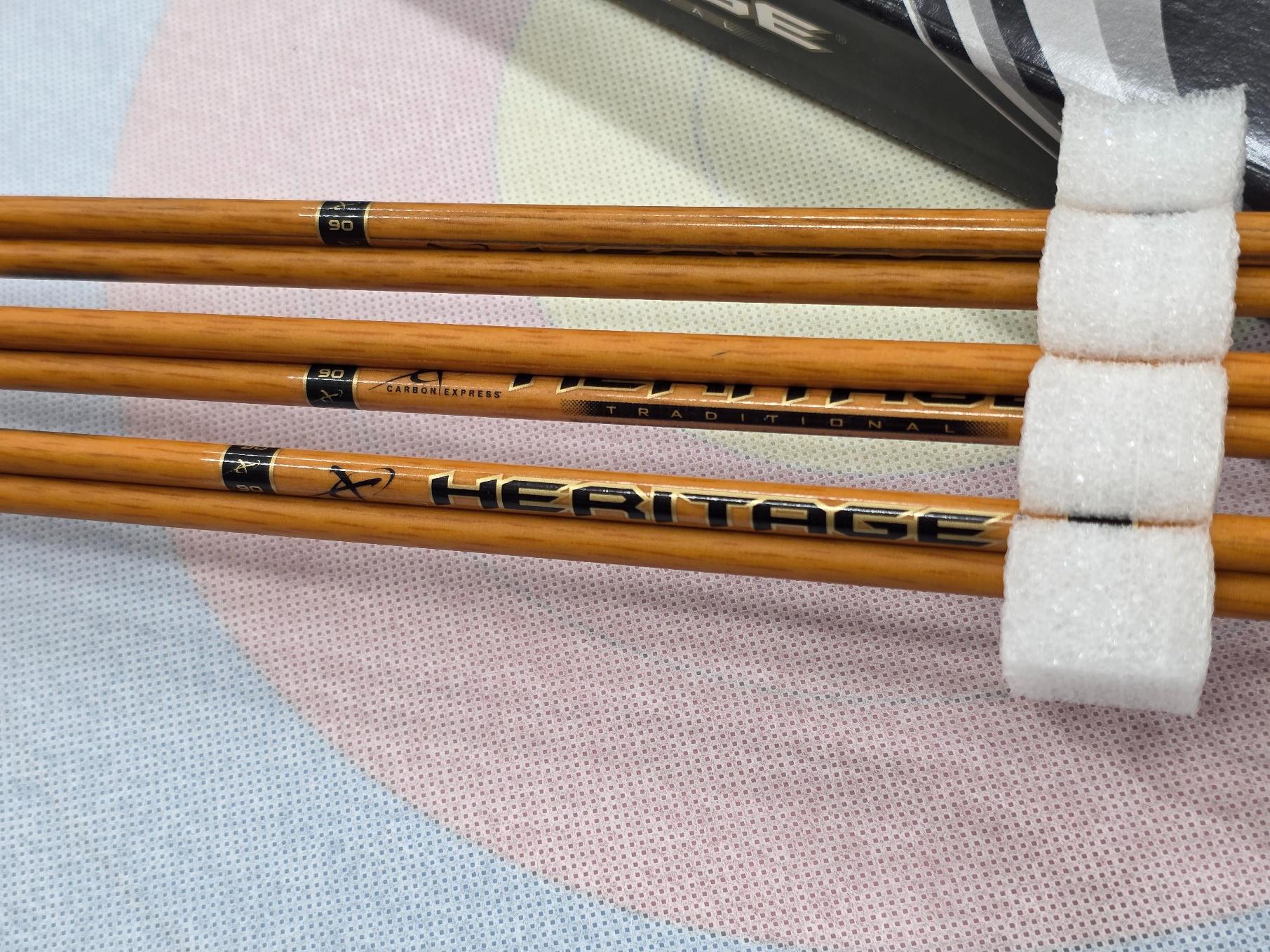 фото Стрела лучная Carbon Express Heritage 6 шт. (натуральное оперение) Стрела лучная Carbon Express Heritage 6 шт. (натуральное оперение)